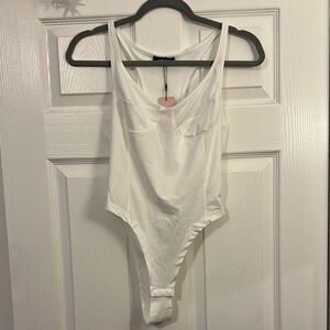 Bustier Style White Scoop Neck Bodysuit